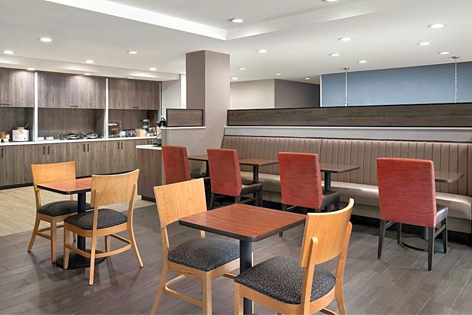 TownePlace Suites by Marriott Houston Hobby Airport
