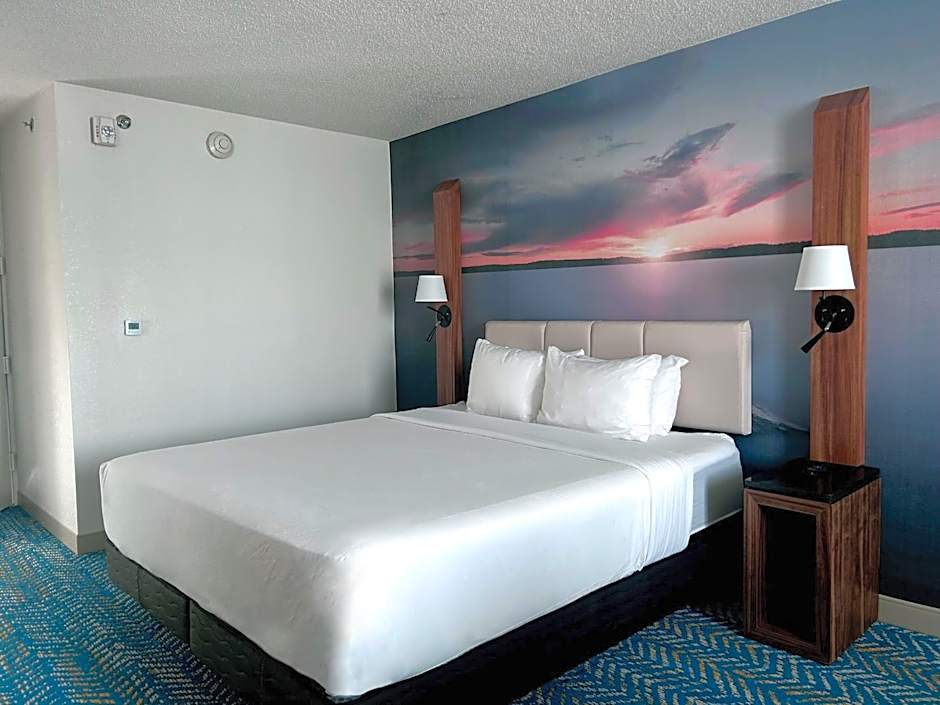 Fort Pontchartrain Detroit, a Wyndham Hotel