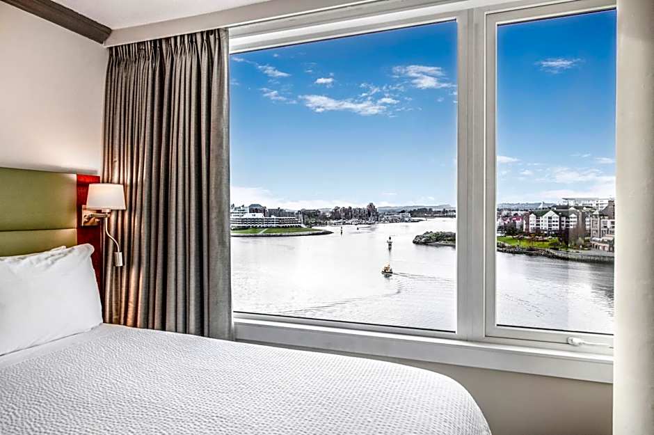 Victoria Regent Waterfront Hotel & Suites
