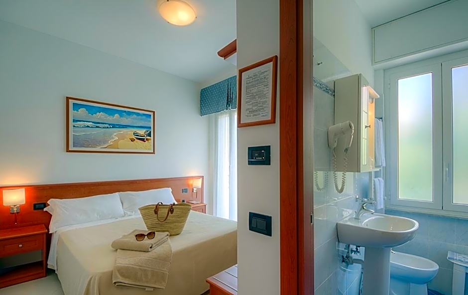 Hotel Noris