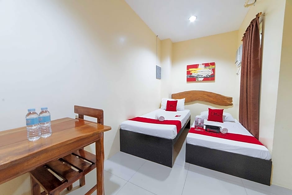 Reddoorz near New Government Center