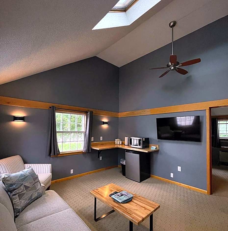 New England Inn & Lodge