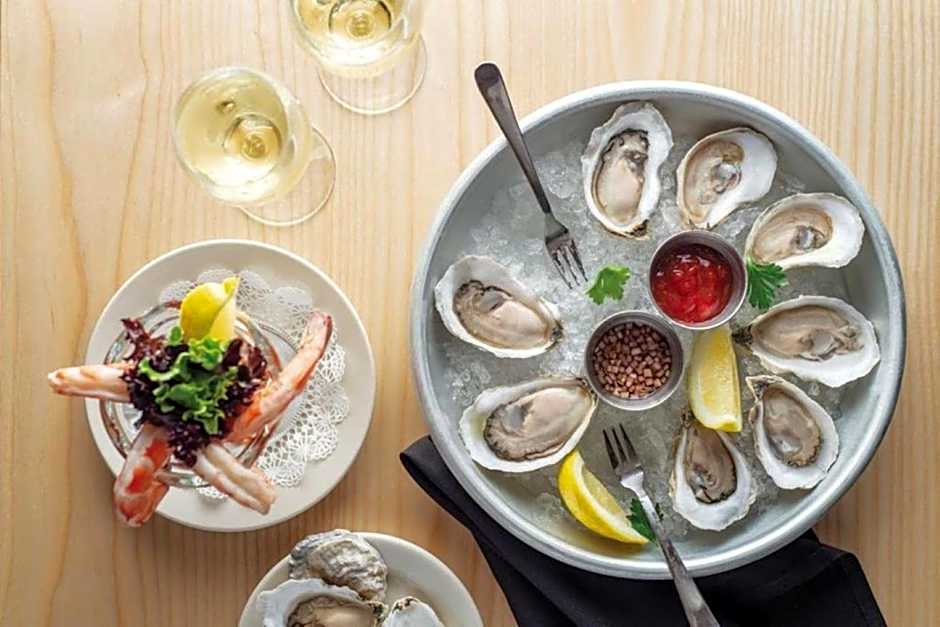 Port Inn & Suites Kennebunk, an Ascend Collection Hotel