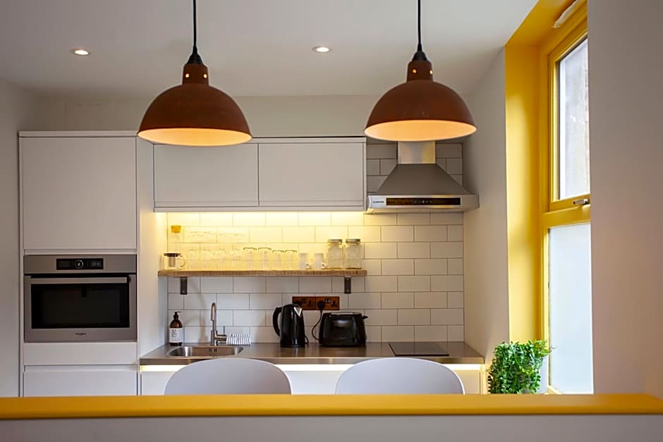 Higgihaus Aparthotel, Clare Street