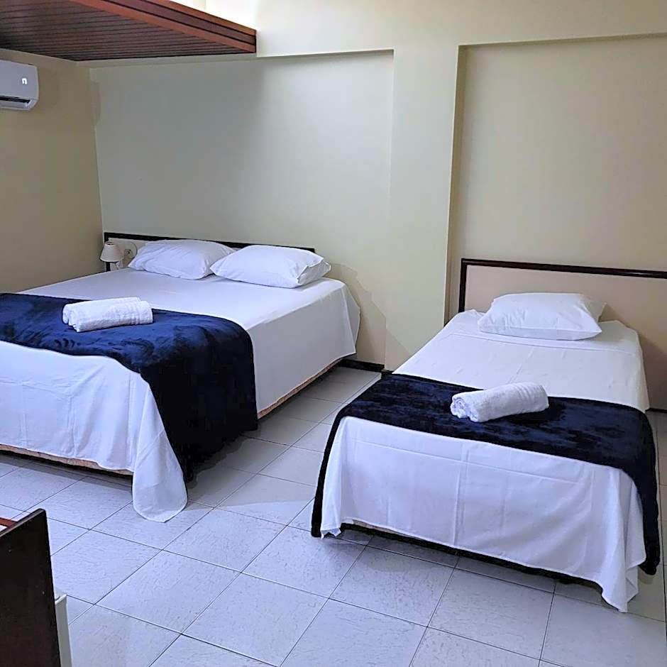 Quarto em Hotel no Bairro de Tambaú, em uma localização bem central Apto 216