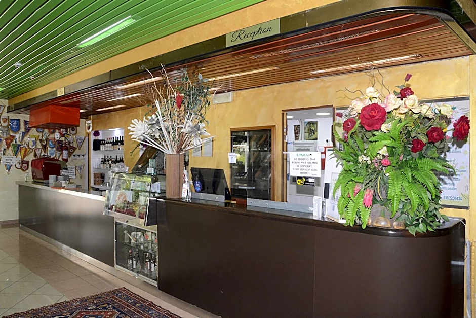 HOTEL IL PARCO - Parking Free & Restaurant - Hotel