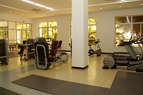 Ritz Victoria Garden