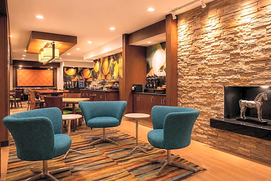 Comfort Inn & Suites Texas City I-45