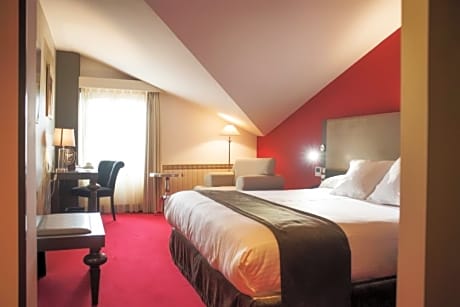 Double room with an extra bed