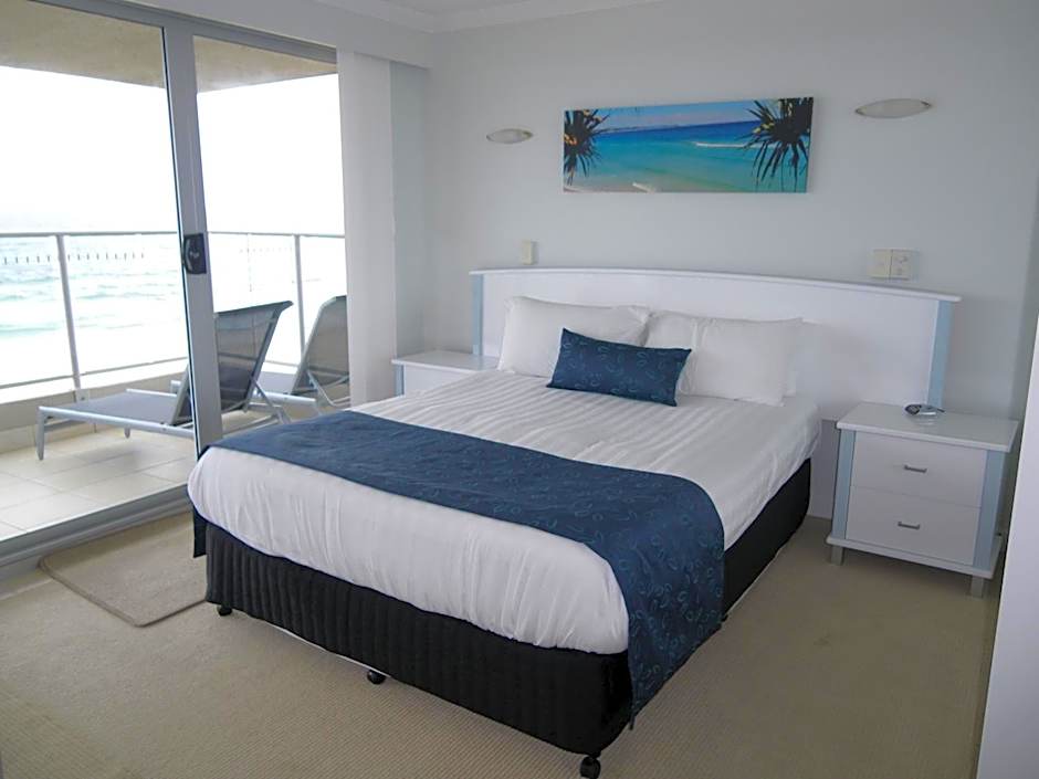 Pacific Surf Absolute Beachfront Apartments