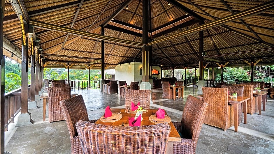 Natura Resort and Spa