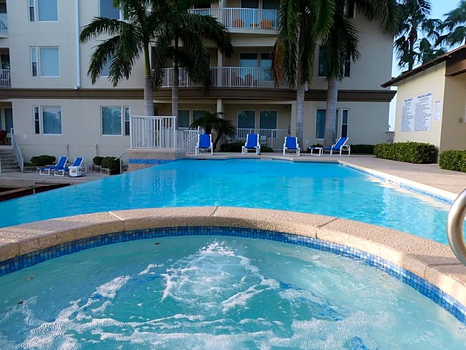 Fishermans Landing on The Bay- Las Marinas