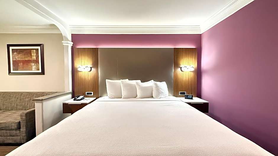 Best Western Plus Suites Hotel - Los Angeles LAX Airport