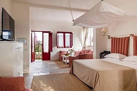 Suite with Private Pool