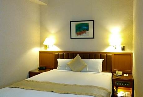 Standard Single Room (1 Twin Bed)