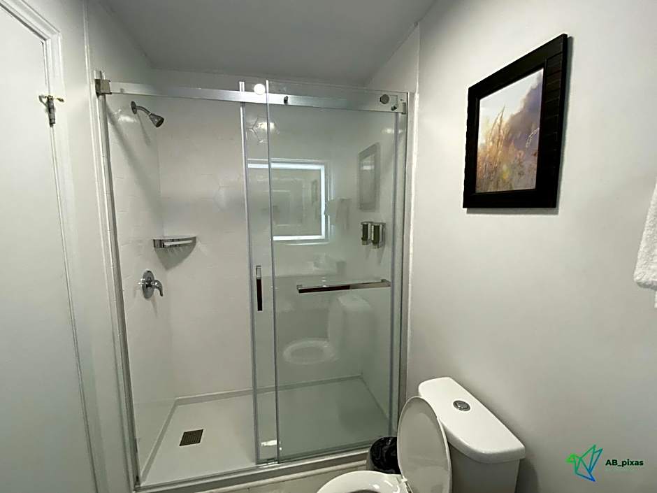 Glengarry Extended Stays