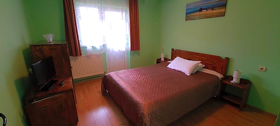 Pensiunea Aurora - Great hostel Voineasa