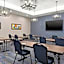 La Quinta Inn & Suites by Wyndham Mount Laurel Moorestown