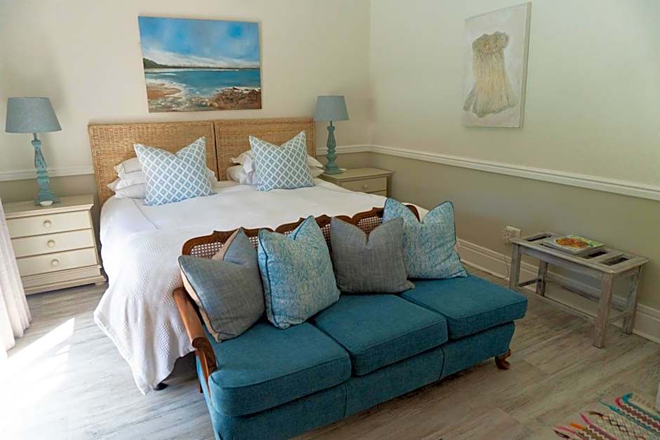 Admiralty Beach House