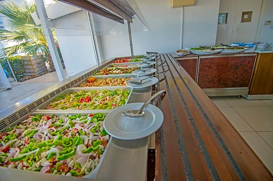 Marlita Beach Hotel Apartments
