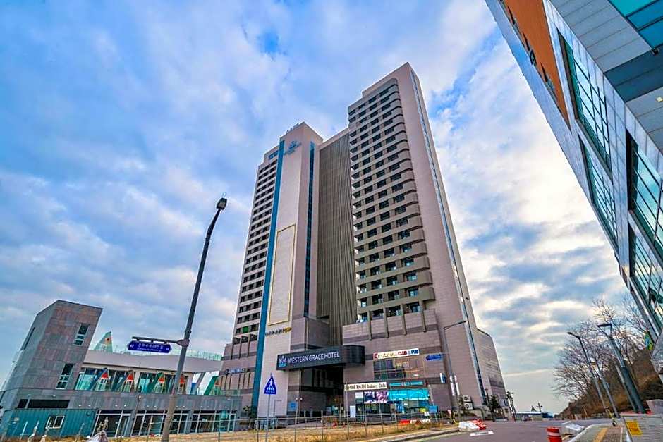 Sky and Sea Hotel
