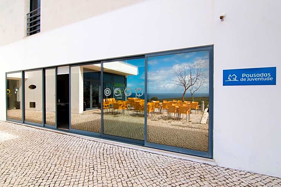 HI Arrifana Destination Hostel