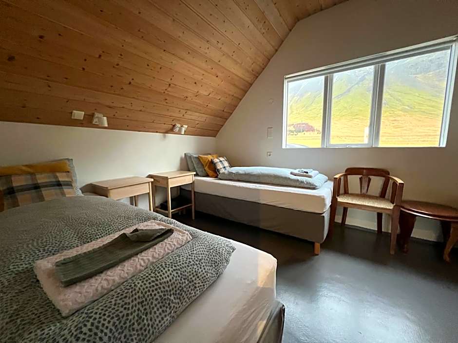 Skyrhusid Guesthouse