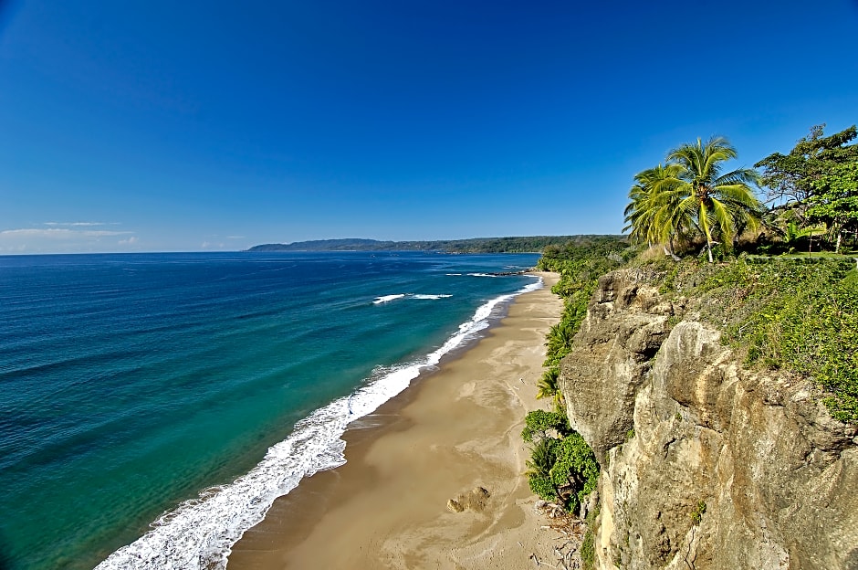 Tango Mar Beachfront Boutique Hotel & Villas