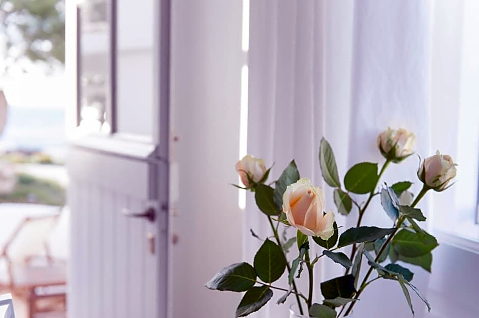 Nefeli Sunset Studios