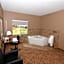 Cobblestone Inn & Suites - Denison | Majestic Hills