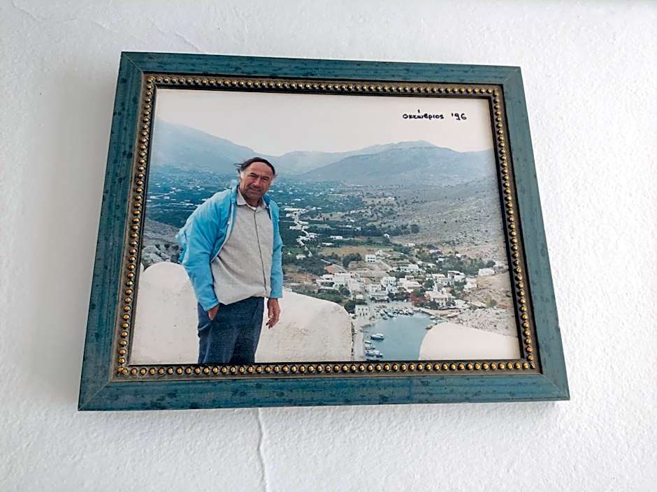 Manolis Rooms Vathys