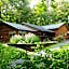 Sojourner's Lodge & Log Cabin Suites