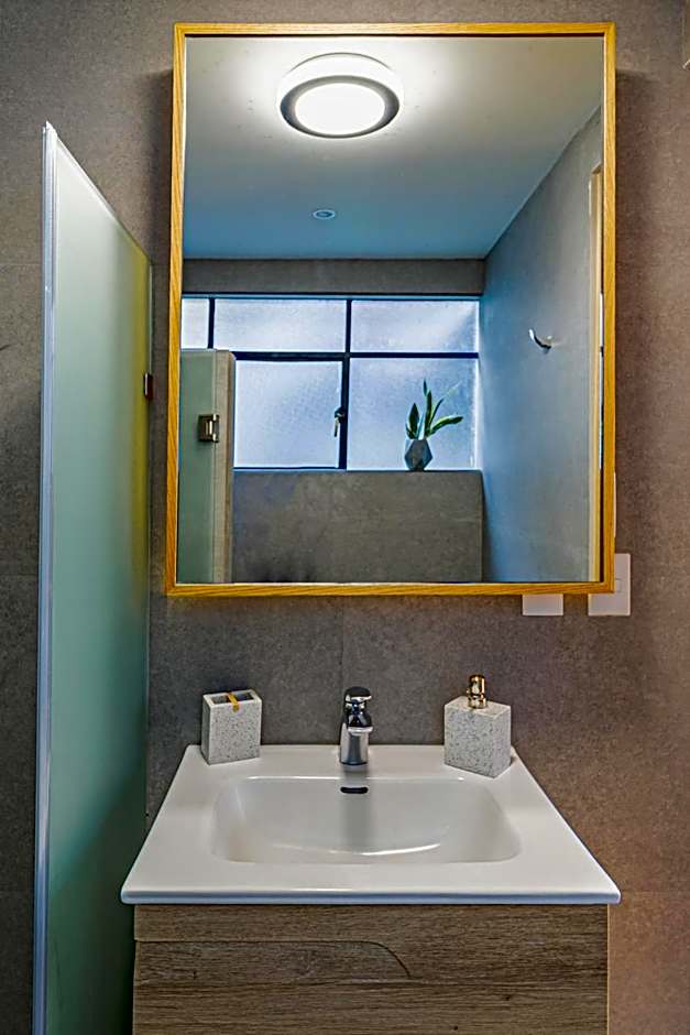 Mi Zona Lodging WTC