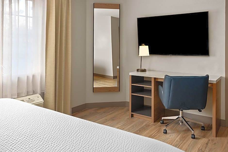 Candlewood Suites Richmond - South By IHG