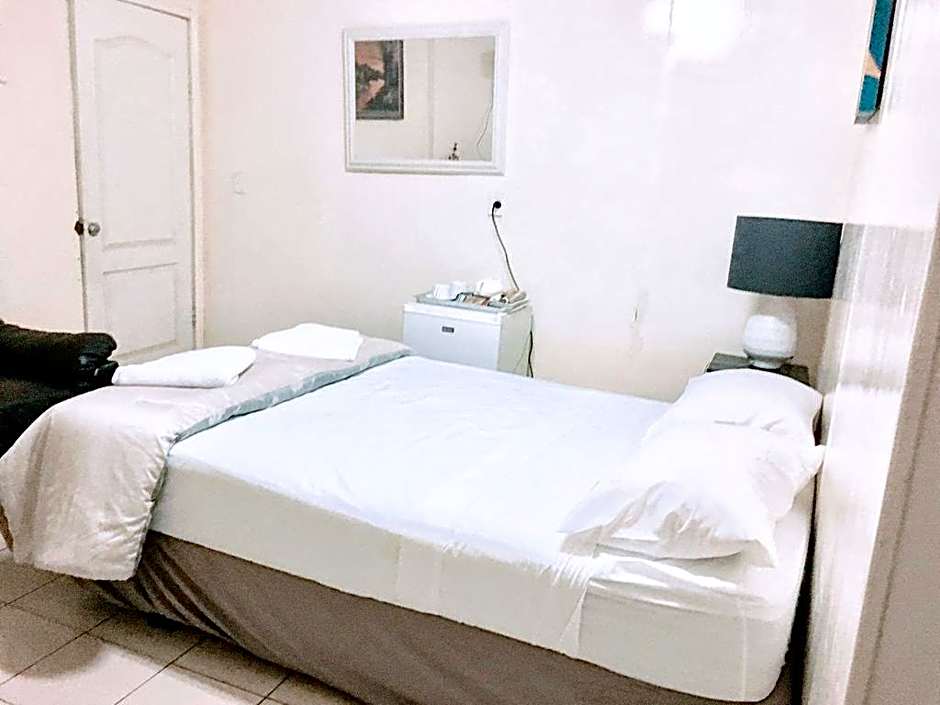 Foto 1 dari 1 — Premium 1 Queen Bed