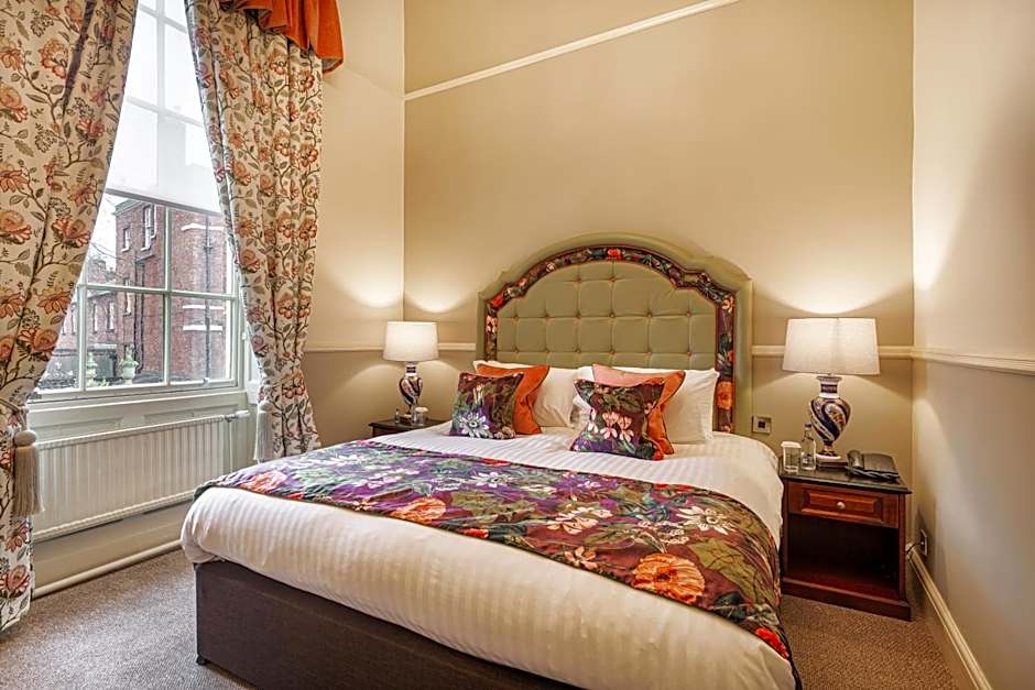The Wynnstay Hotel, Oswestry, Shropshire - The Coaching Inn Group
