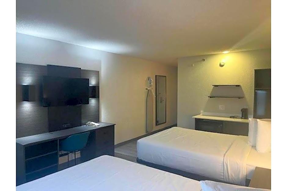 Studio 6 Suites Norcross, GA