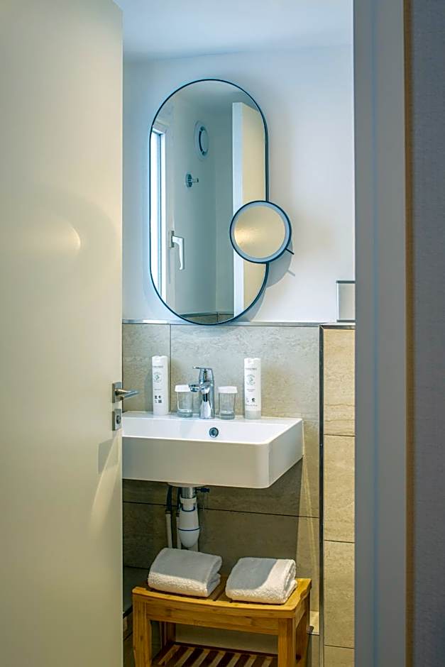 Hotel Des Deux Continents