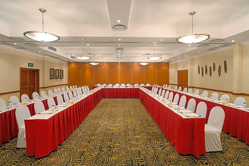 Southern Sun Ridgeway