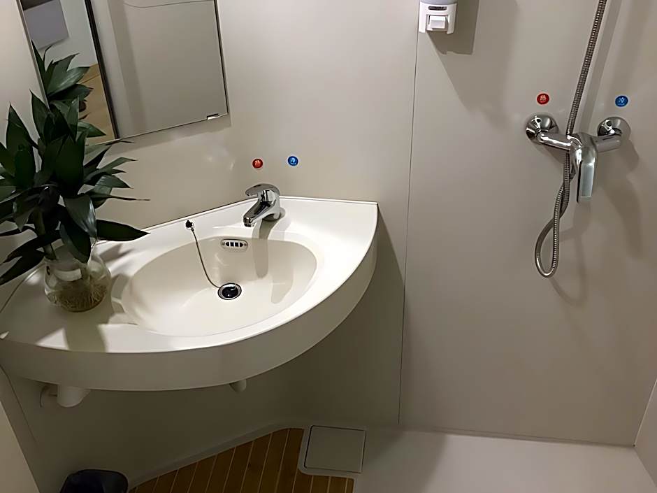 Shell Jinan Gaoxin District Shunhua Road Qilu Software Park Hotel