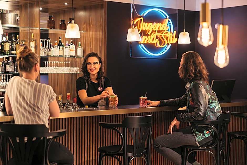 Hotel Schani Salon