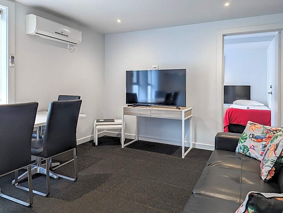 Apartments on Chapman