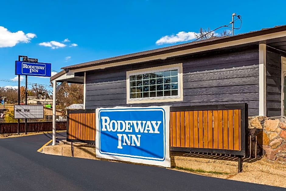 Rodeway Inn