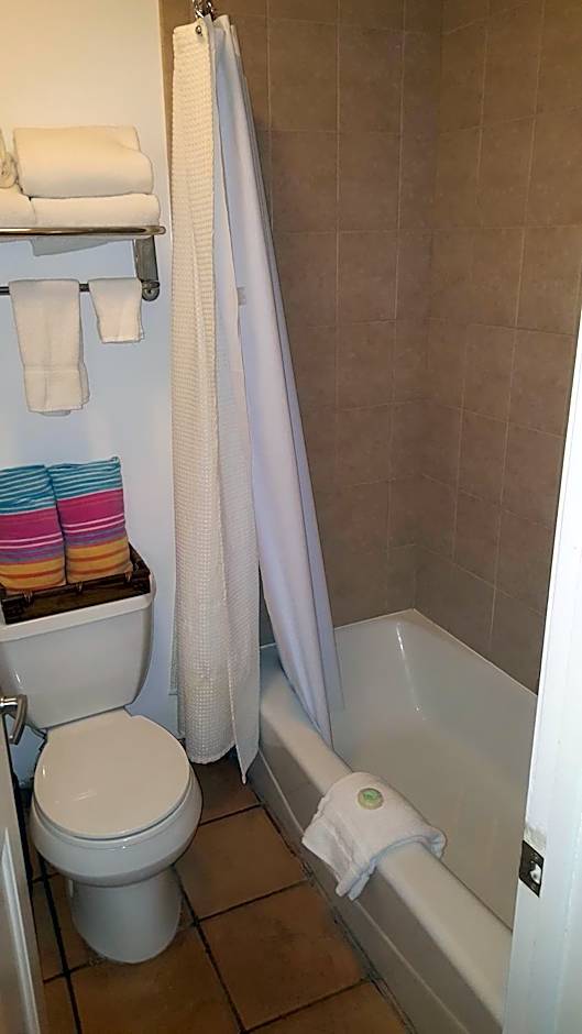 The Caribbean Court Boutique Hotel