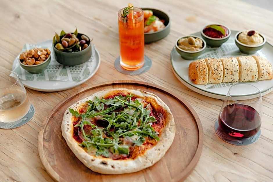 The Tamborine - Boutique Hotel