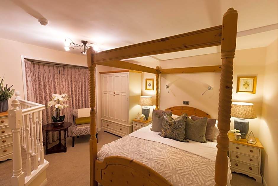 Warkworth House Hotel