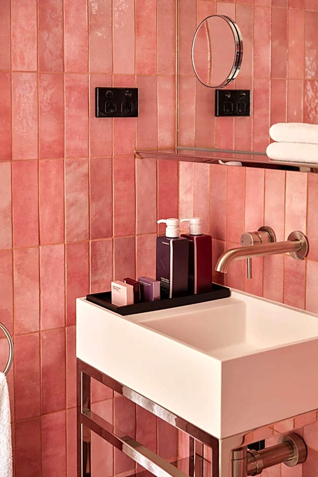 Quincy Hotel Melbourne