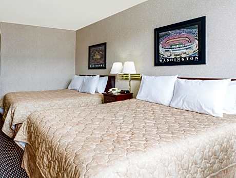 2 Queen Beds Non-Smoking