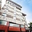 New Manhattan Tourist Hotel