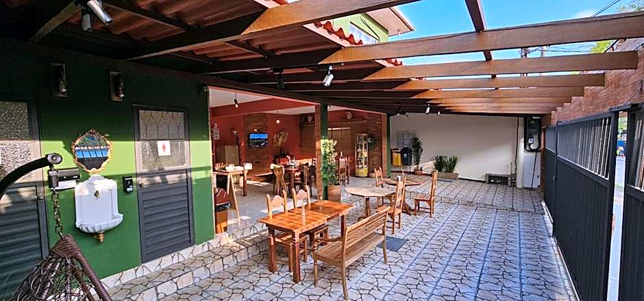 CASA DA ZEZÉ Pousada & Hotel ITABORAÍ